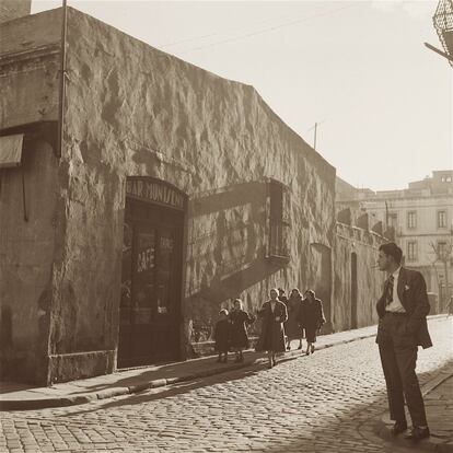 El antiguo Bar Montseny de Gràcia, Barcelona, en 1955.