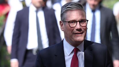 El líder laborista, Keir Starmer, llega a su colegio electoral en Londres, el 4 de julio.