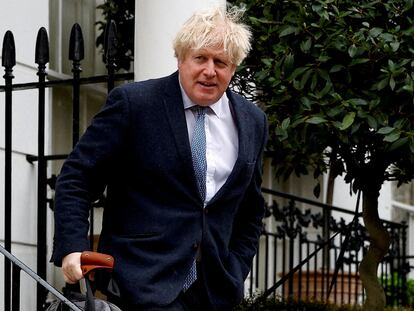 Boris Johnson abandona su domicilio en Londres el pasado 21 de marzo.