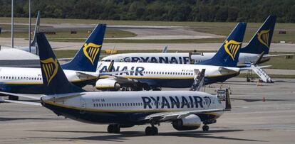 Aviones de la aerolínea de bajo coste Ryanair.