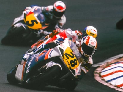 El piloto Álex Crivillé, en la carrera de Assen en 1992.