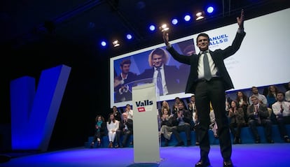 Valls durant la presentació de les línies mestres de la seva candidatura a l'Ajuntament de Barcelona.