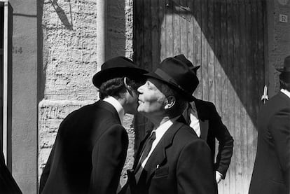 Imagen captada en 1982 en la fiesta del Santísimo Crucifijo en Calatafimi (Sicilia)