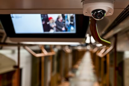 Una cámara de vigilancia en una estación de metro en Moscú. 