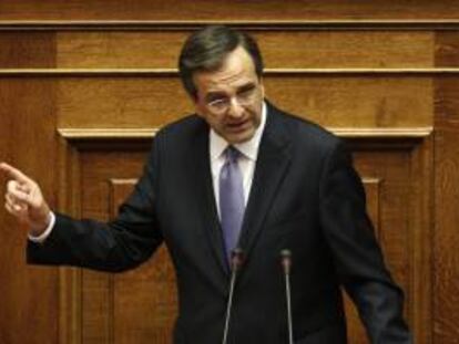 Andonis Samarás da un discurso en el parlamento griego. EFE/Archivo