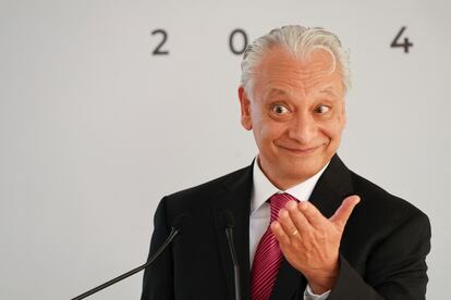 Víctor Rodríguez durante la conferencia de prensa en la que fue nombrado director ejecutivo de PEMEX, en Ciudad de México, el 26 de agosto de 2024.