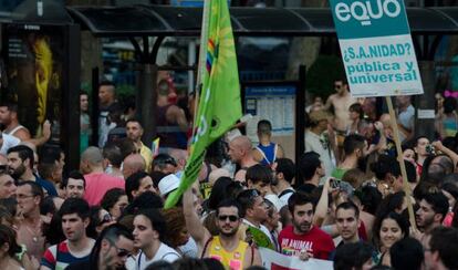 Simpatizantes de Equo durante el Orgullo Gay en Madrid este año.
