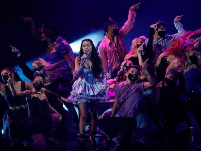 Olivia Rodrigo, durante su actuación en los MTV Video Music Awards, celebrados en Nueva York este domingo.