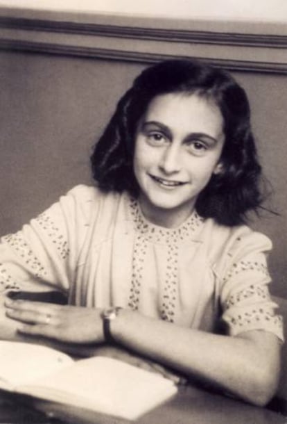 Ana Frank, en una fotografía de diciembre de 1941.