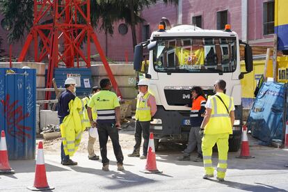 Obras en la estación de metro de Tribunal, este miércoles.