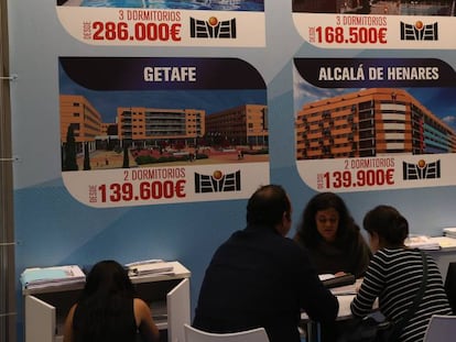 El 61% de las viviendas a la venta en SIMA Oto&ntilde;o est&aacute;n en Madrid. 