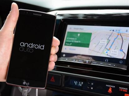 Logod e Android Auto en un teléfono