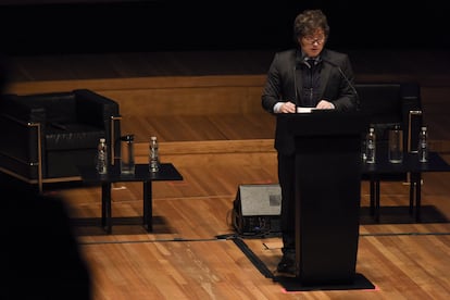 Javier Milei da un discurso en el Foro de Madrid, en el CCK, este 5 de septiembre.