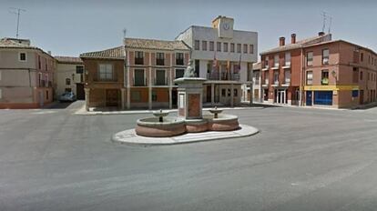 Una plaza de la localidad palentina de Villarramiel.