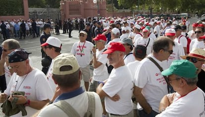 Trabajadores de la factoría de Santana en Linares, en una protesta de 2012.
