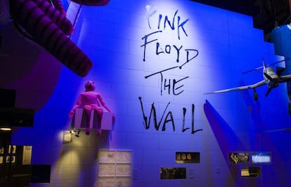 El museo londinense V&A mostrará el próximo 13 de mayo una exposición que recorre los 50 años del famoso grupo Pink Floyd.