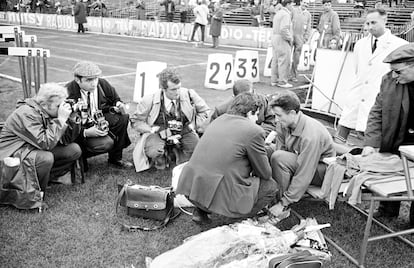 Jazy, tras su última carrera, un 5.000m en el Estadio de Colombes, en 1966.