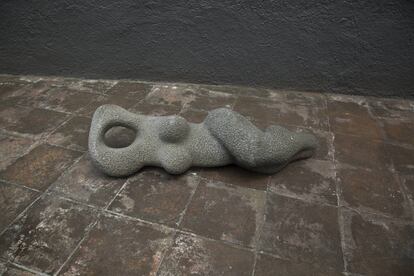 Una de las esculturas de Geles Cabrera en el Museo Experimental El Eco.