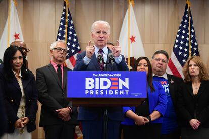 El precandidato presidencial Joe Biden en Los Angeles, California.