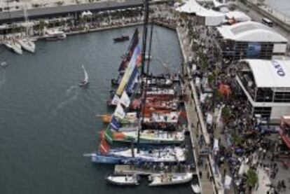 El puerto de Alicante durante la Volvo Ocean Race 2011-2012.