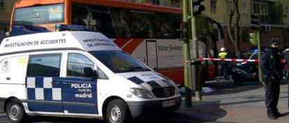 El autobús implicado en el atropello.