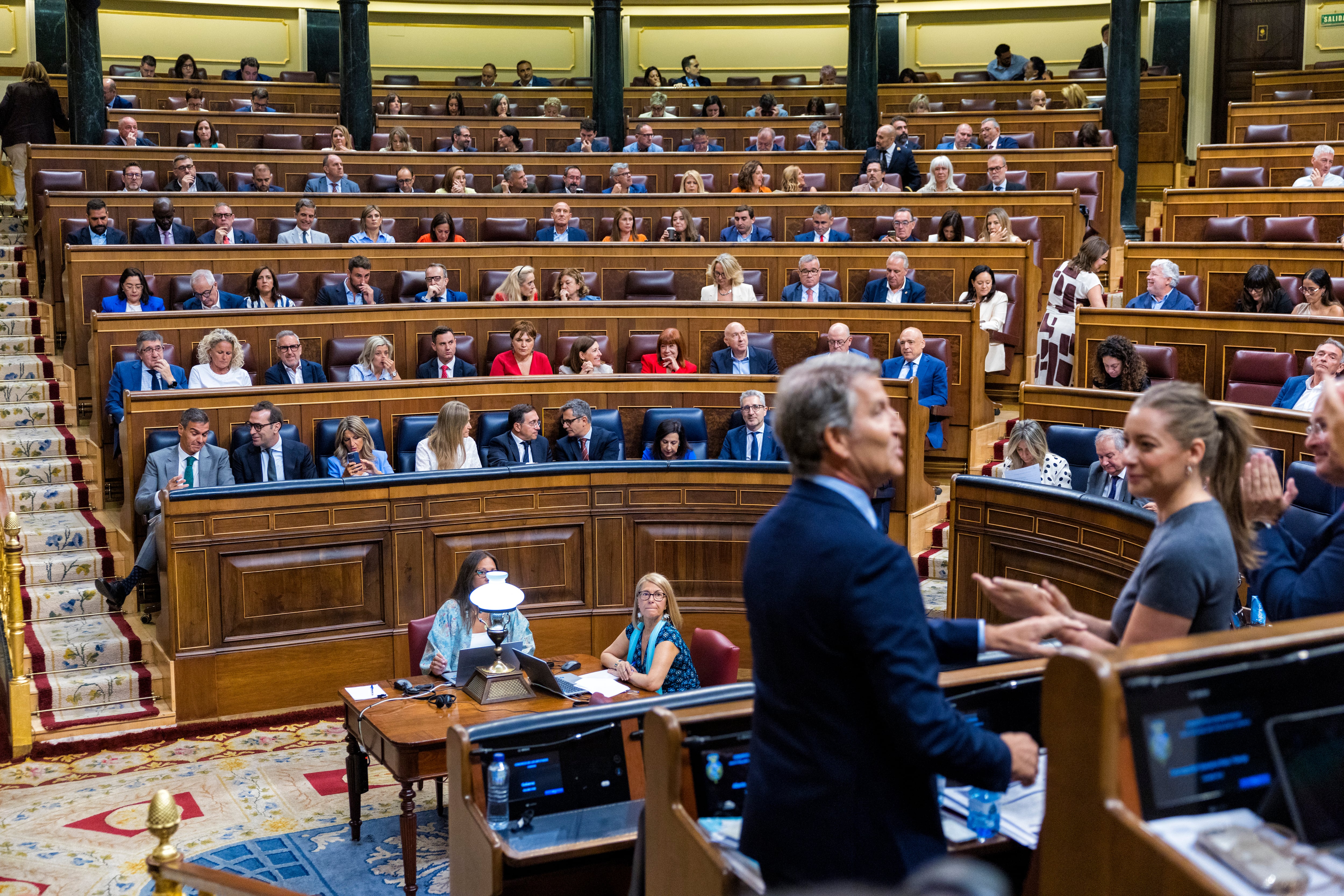 El líder del PP, Alberto Núñez Feijóo, tras su intervención este jueves en el Congreso.