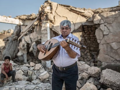 Música y palabras para borrar el rastro de las balas