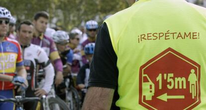 Concentración de ciclistas en Valencia para pedir más seguridad.