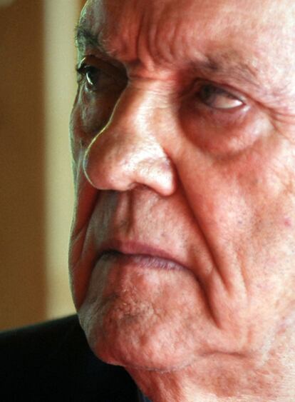 El fundador del grupo GADISA, Roberto Tojeiro Díaz, en el acto de entrega del premio de la Asociación Gallega de Empresa Familiar el 23 de noviembre de 2007