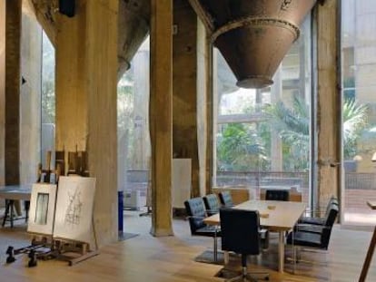 L’espai La Catedral, a La Fàbrica, l’antiga cimentera de Sant Just Desvern on Ricardo Bofill va instal·lar el seu taller el 1975. 