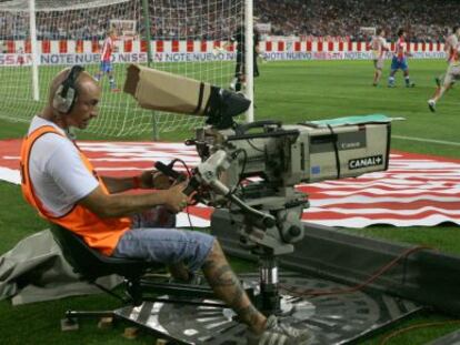 Retransmisión de un partido del el estadio Calderón.