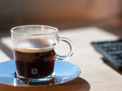 La cafetera Nespresso Vertuo Next te ofrece una gran experiencia en una deliciosa taza de café