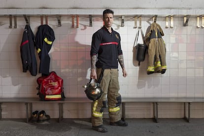 El bombero Miguel Roldán.