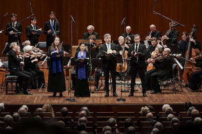 La Orquesta Barroca de Friburgo y el coro Vox Luminis, interpretando el oratorio ‘Die Donnerode’ de Telemann, en la Ensemblehaus de Friburgo, en mayo de 2024.