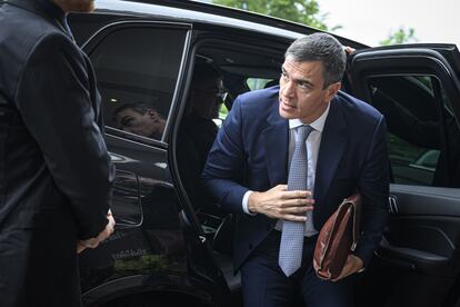 El presidente Pedro Sánchez, a su llegada ayer a la cumbre sobre la paz en Ucrania celebrada en la localidad suiza de Stansstad, cerca de Lucerna.