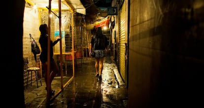 Barrio de la Merced, uno de los tradicionales de prostitución de México D.F. donde trabajan unas 1500 mujeres.