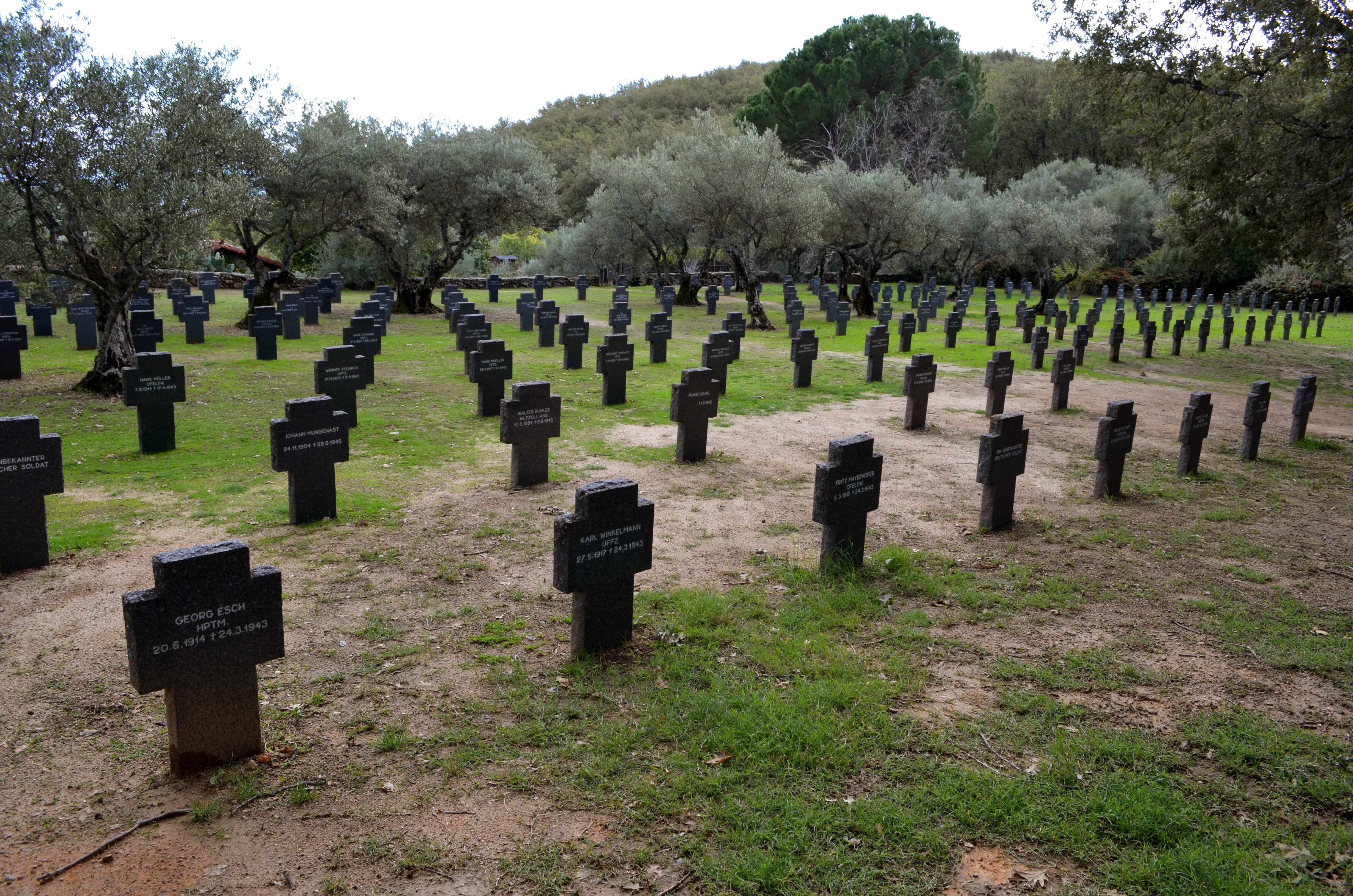 Cementerio alemán de Cuacos de Yuste.