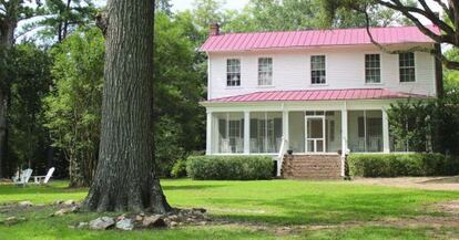 La casa principal de Andalusia Farm, donde residía la escritora estadounidense Flannery O’Connor. 