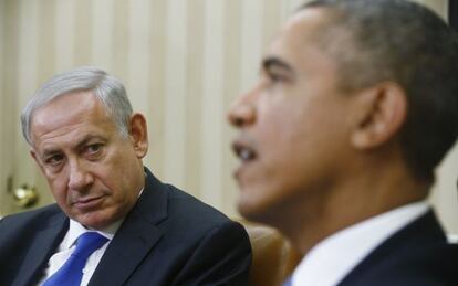 O primeiro-ministro israelense ao lado do presidente Obama durante encontro entre ambos na Casa Branca, em 2013.
