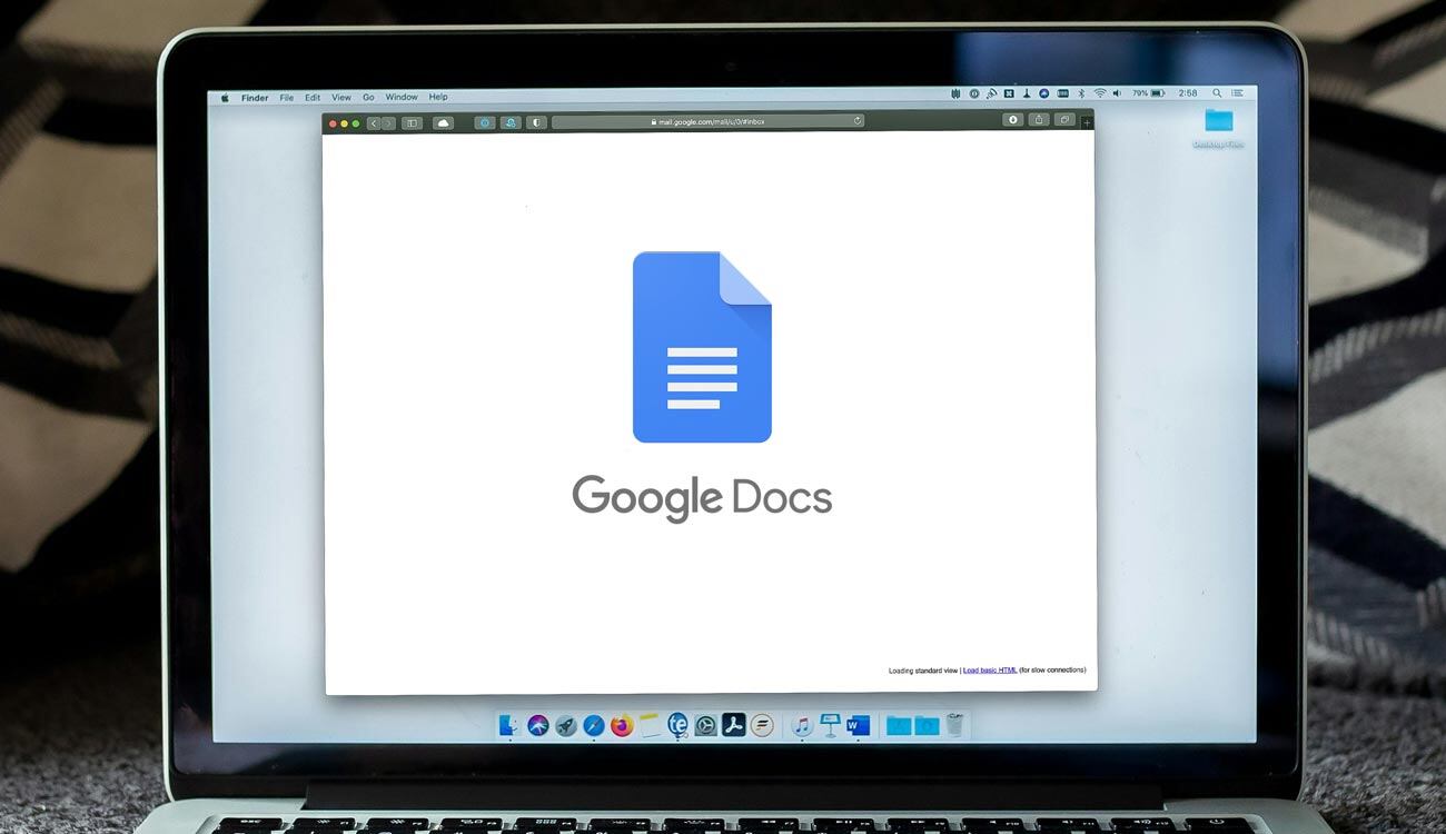 Logo de Documentos de Google en un portátil