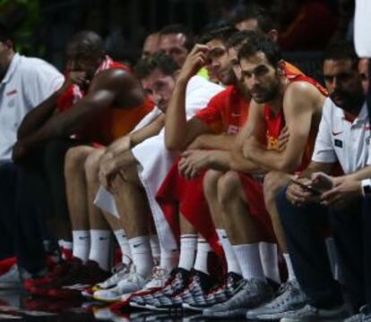 El banquillo de la selección española de baloncesto, durante el partido contra Francia del Mundial 2014.