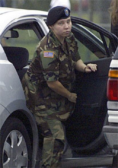 La soldado Linndie England, a su llegada al tribunal militar.