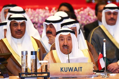 El emir de Kuwait, Sheikh Sabah al Ahmed al Jaber al Sabah, durante una reunión en Bangkok, en octubre de 2016.