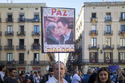 Manifestación de la plataforma 'Hablemos' este sábado por la mañana.