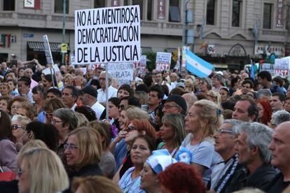 Sindicatos protestan en Buenos Aires por la reforma judicial