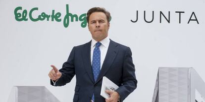 El expresidente de El Corte Inglés Dimas Gimeno en la última junta general de accionistas de El Corte Inglés, el verano pasado.