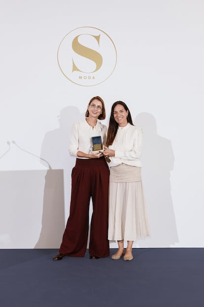 Claire Quintanal, Client Development Director de Louis Vuitton, recogió el premio S Moda Objeto de deseo