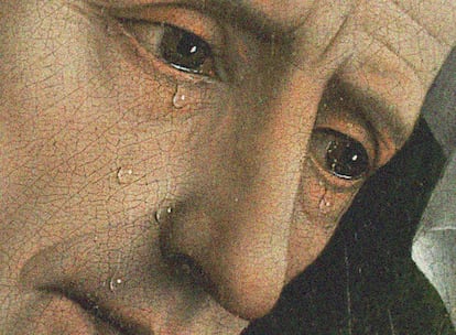 La representación del llanto en la sociedad occidental no ha sido demasiado frecuente, así que ver a celebridades  vulnerables en Instagram nos descoloca y sorprende. En la imagen, detalle de la pintura 'El Descendimiento', de Van der Weyden.