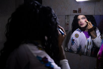 Eva, en su apartamento.