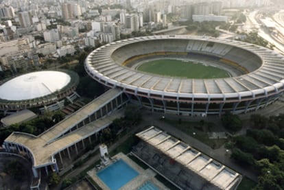 Vista aérea del estadio Maracaná (1998)